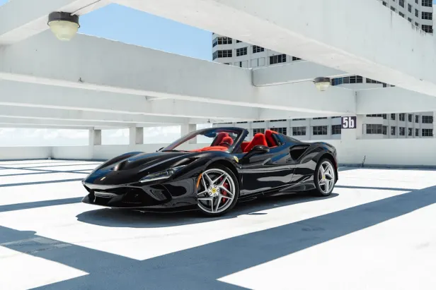 كينيكو كازينو تطبيق أندرويد/آي أو إس